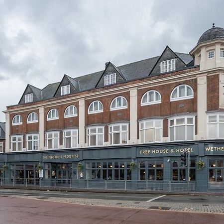 Pilgrims Progress Wetherspoon Hotel Bedford Buitenkant foto