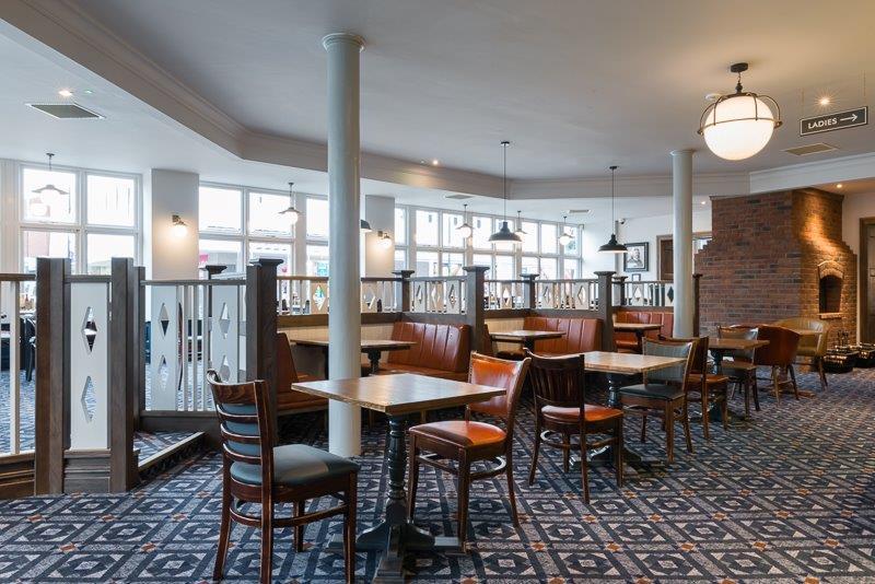 Pilgrims Progress Wetherspoon Hotel Bedford Buitenkant foto